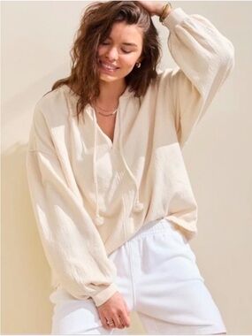 Aerie Cream Lightweight Hooded Pullover Top - Women's